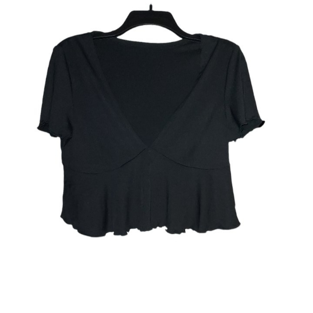 Shein black v neck crop top